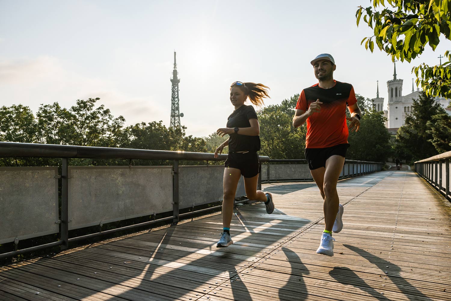 Road running insoles
